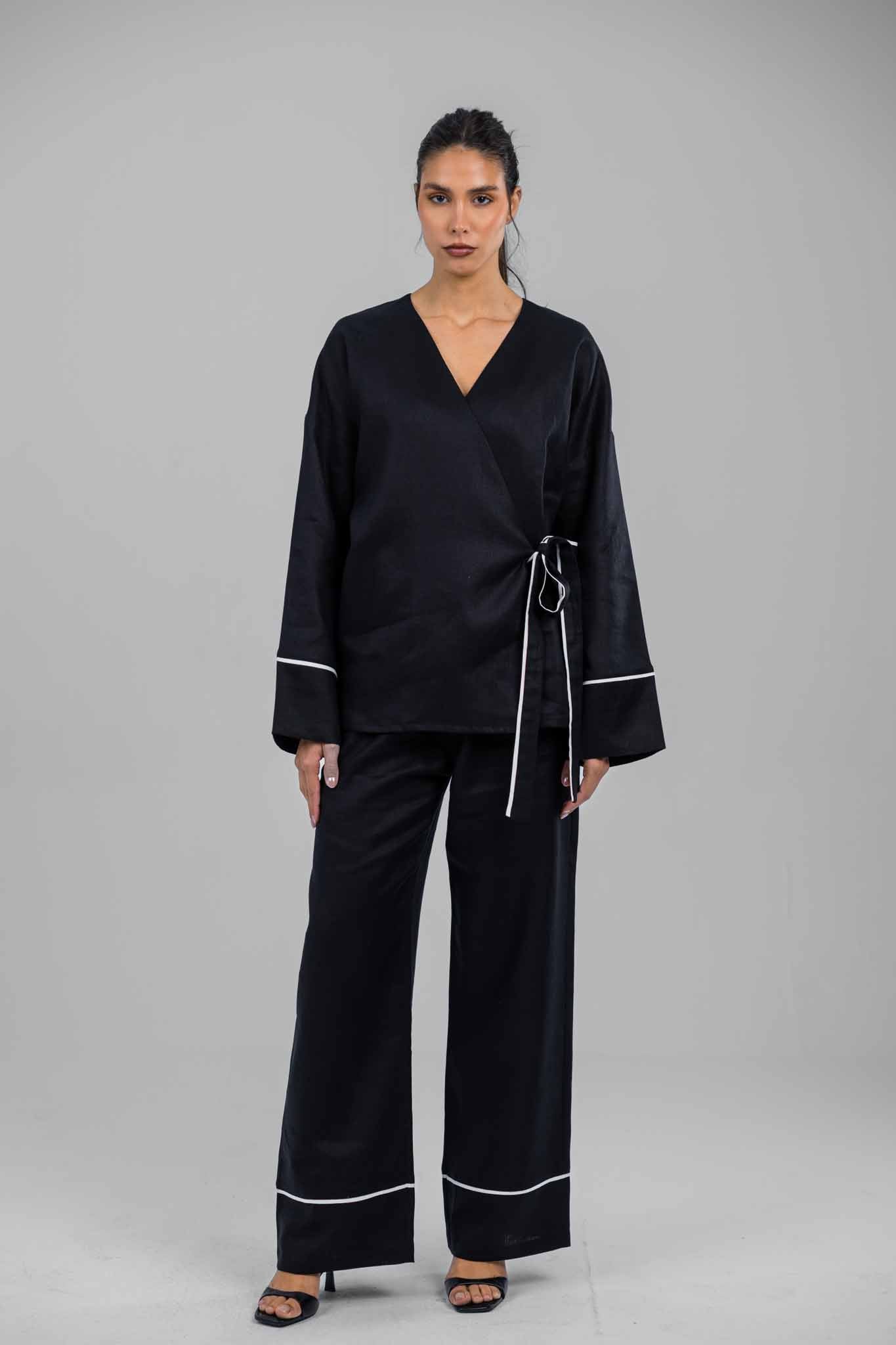 Noir Outline Linen Kimono