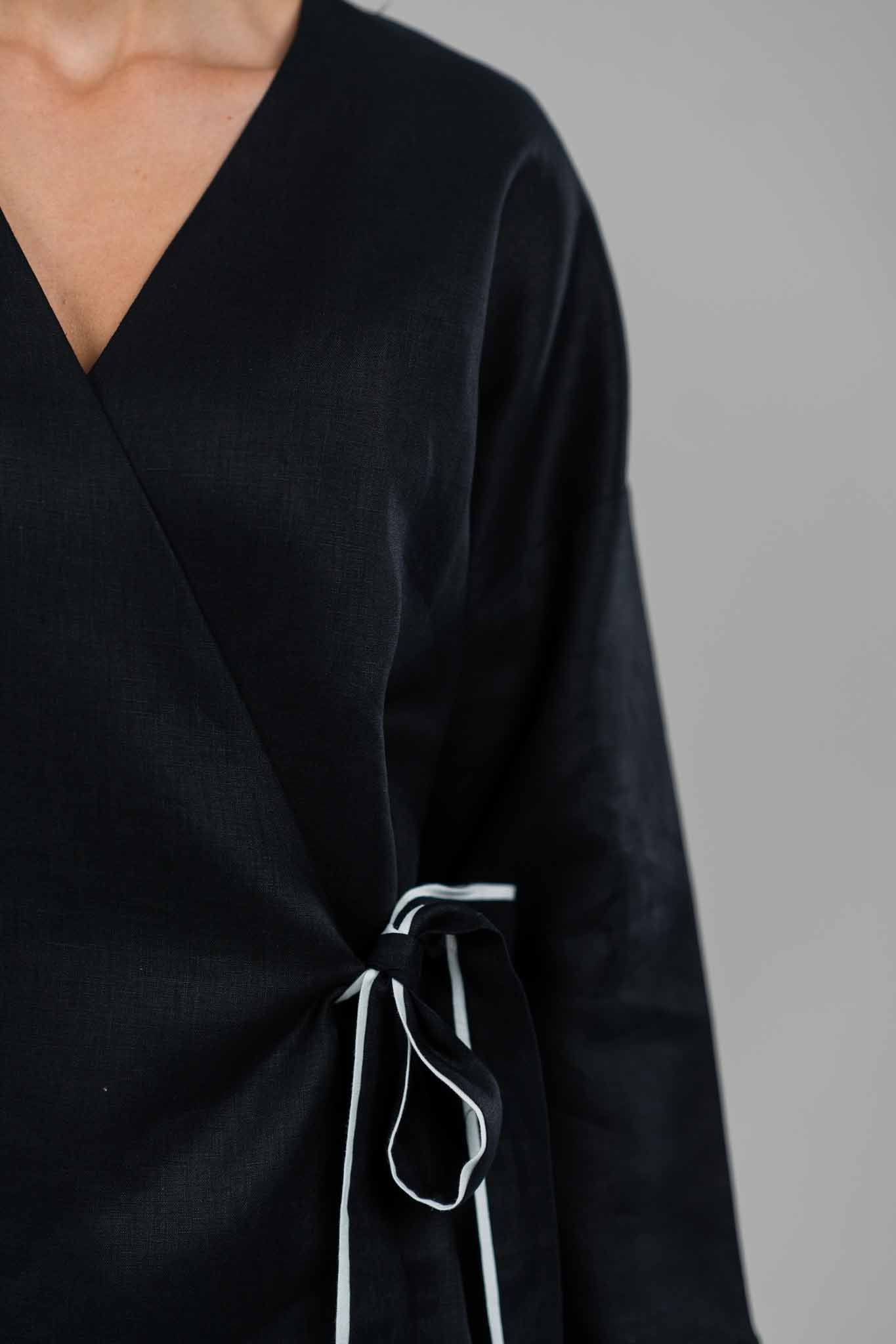 Noir Outline Linen Kimono