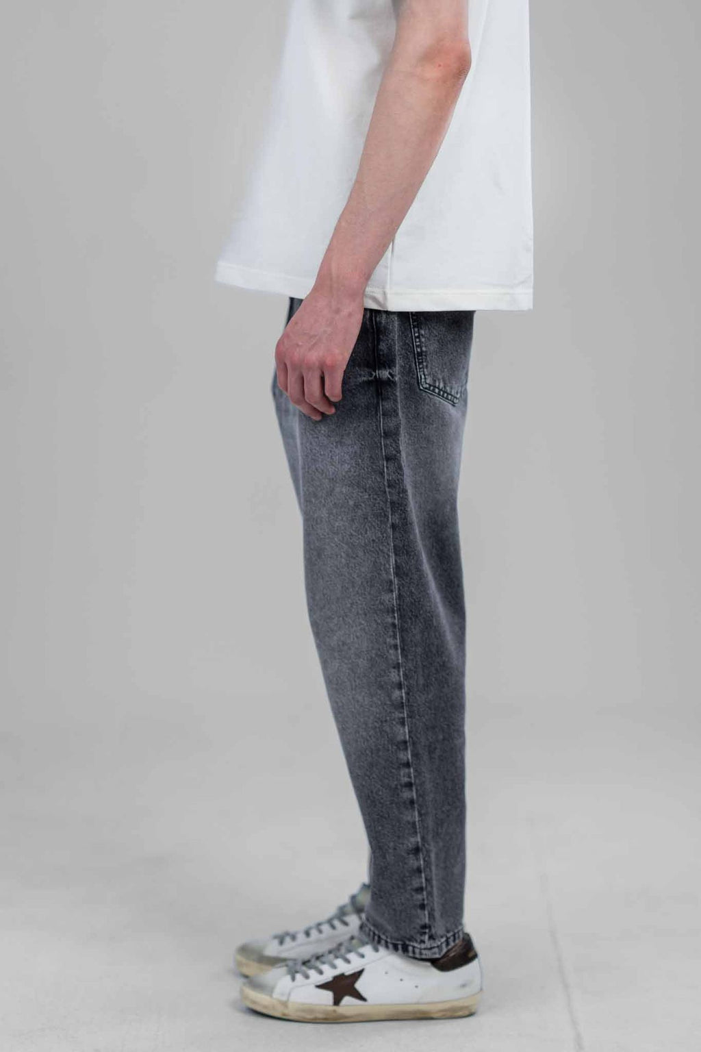 The Carrot Cut Denim Pants