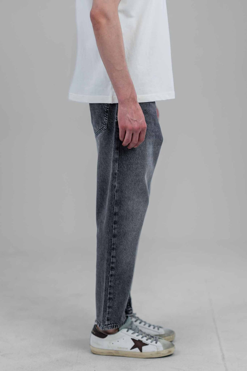 The Carrot Cut Denim Pants