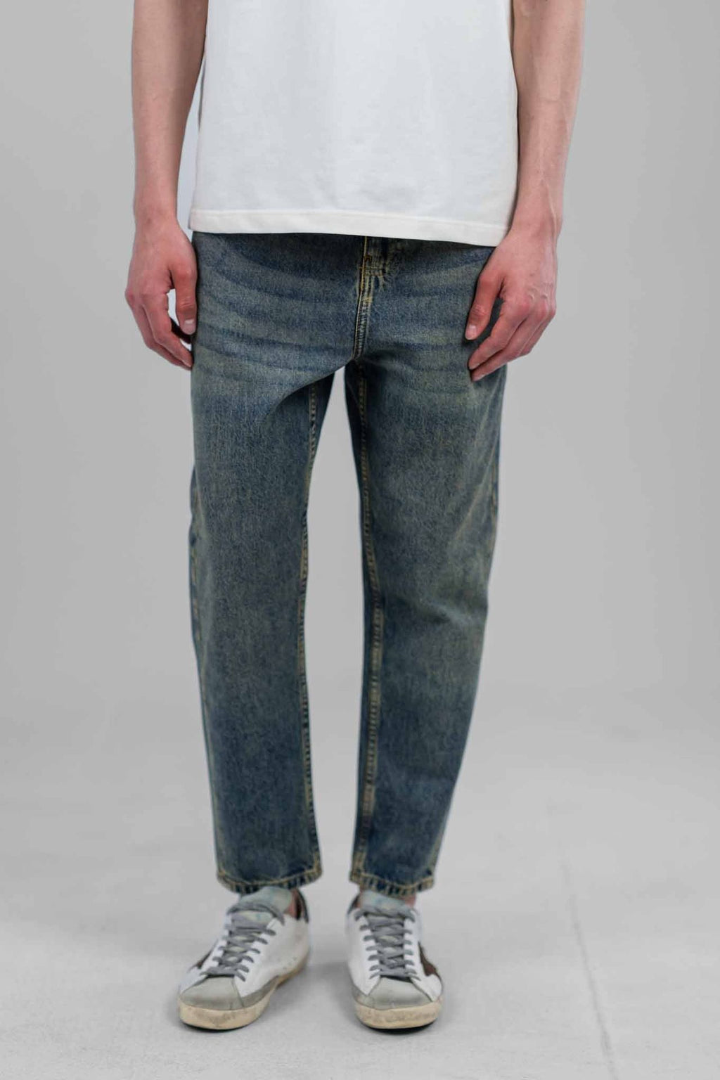 The Carrot Cut Denim Pants