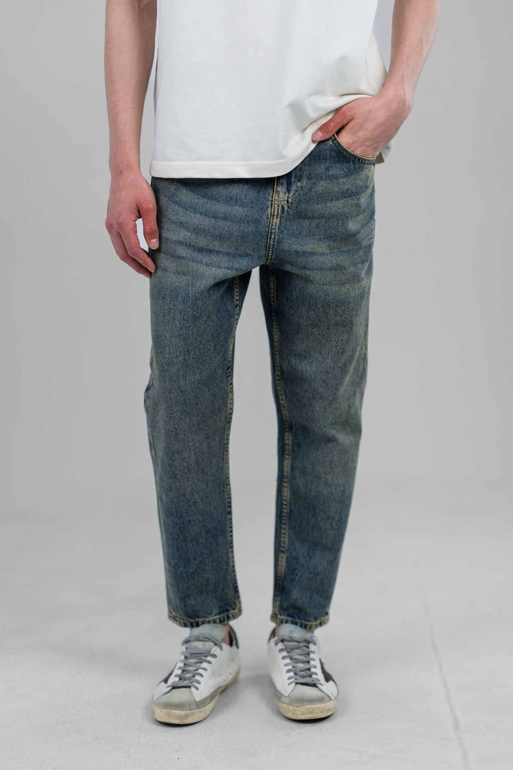 The Carrot Cut Denim Pants