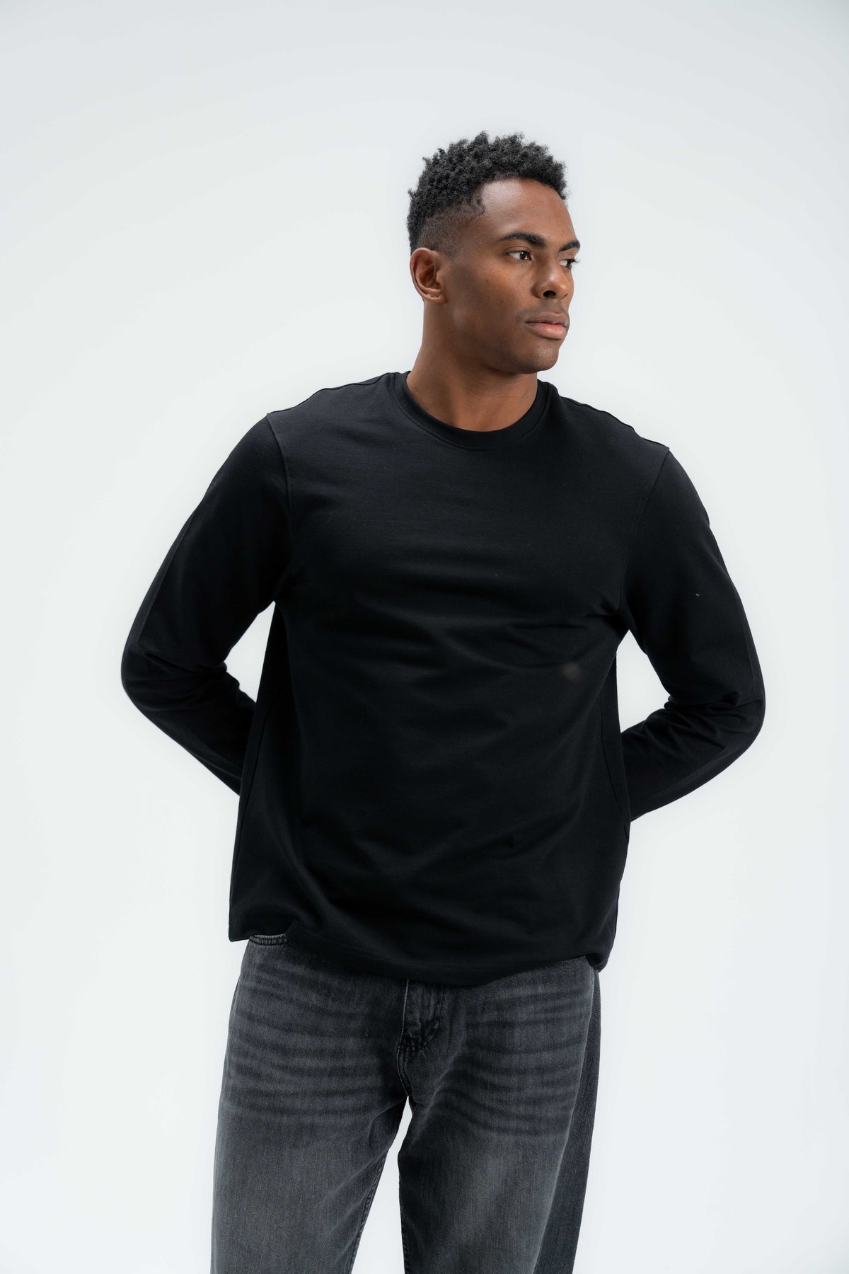 Base Long Sleeve Tee