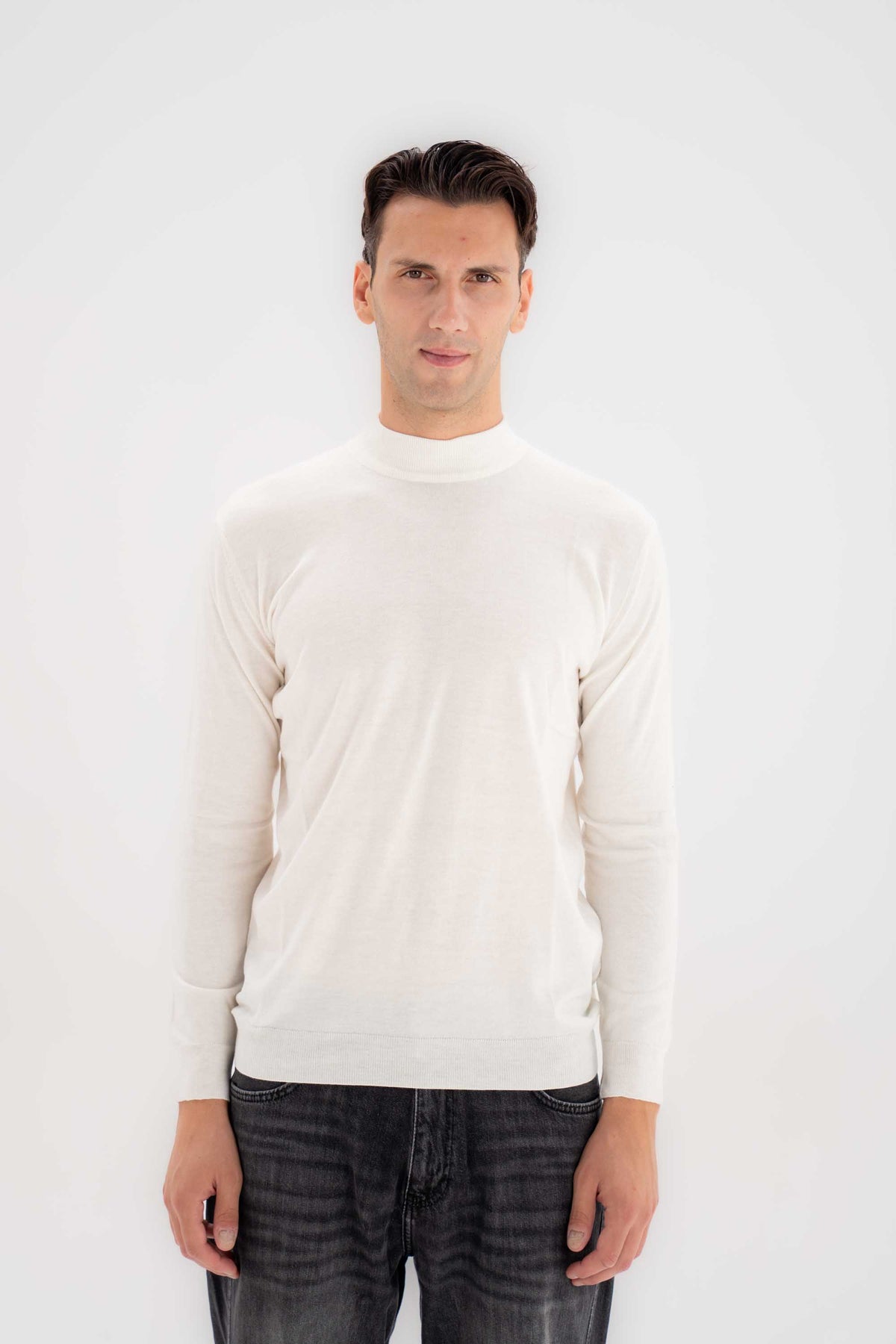 Basic Mock Neck Men Sweater