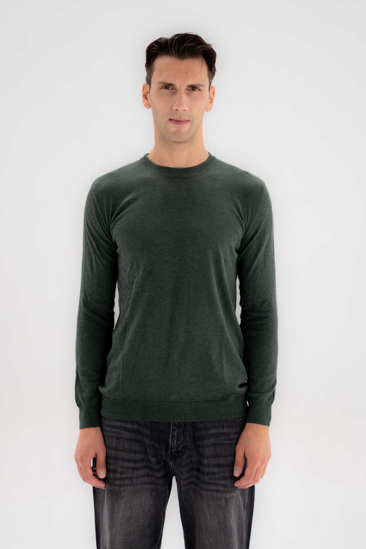 Classic Crew Neck Men Sweater