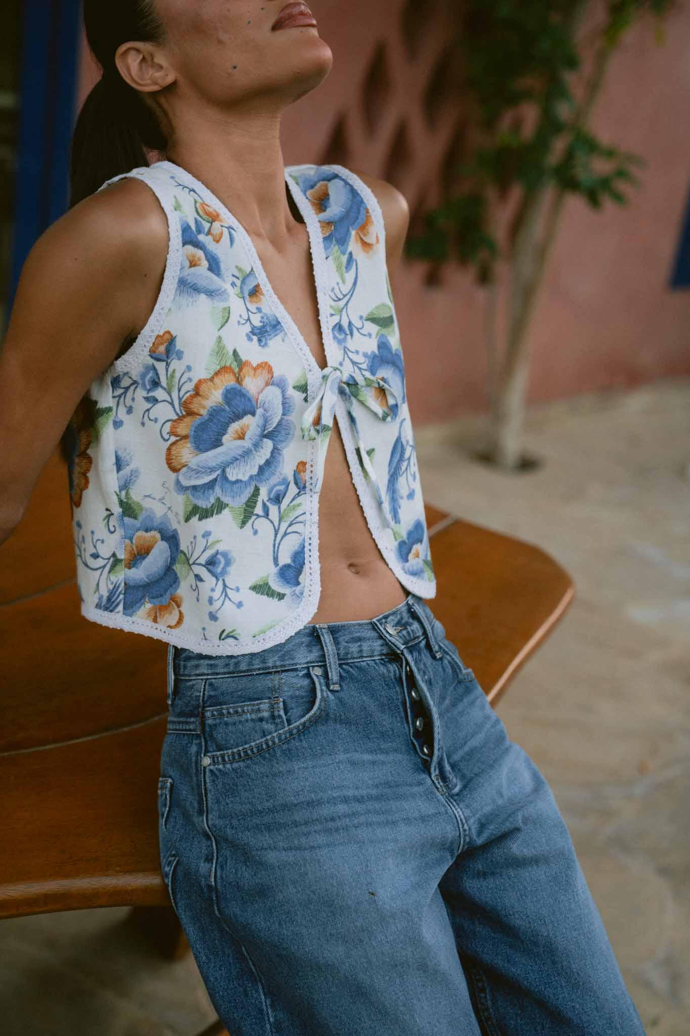 Blue Peony Lace Trim Vest